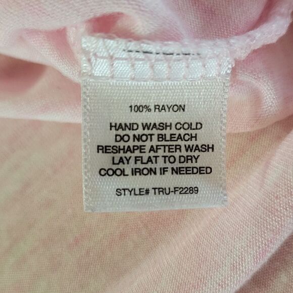 Tresics Women's Pink Short Sleeve V-Neck Pullover T-shirt - Picture 10 of 11